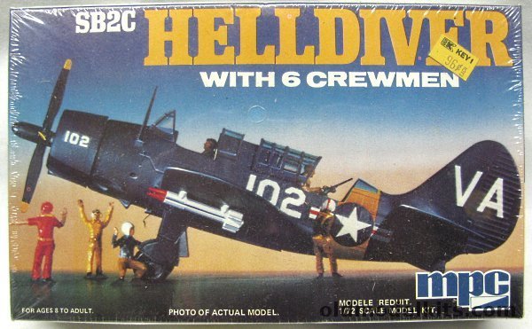 MPC 1/72 Curtis Helldiver SB2C with Six Crewmen, 2-0108